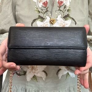 Louis Vuitton Sarah Long Wallet – Black Epi Leather | Vintage Refurbished